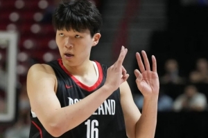 1.杨瀚森的两场夏联；2.科尔·安东尼买断后会签约雄鹿